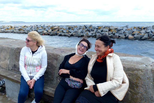 Wiesława Piećko, Małgorzata Rohde und Elżbieta Nowakowska-Kühl auf Bornholm