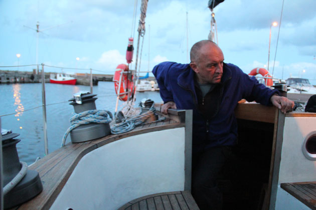 Grzegorz Majewski auf der Yacht "Maja", Hafen Nex