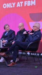 Szczepan Twardoch Olaf Khl Artem Chapeye Oleksandr Myched Franziska Davis