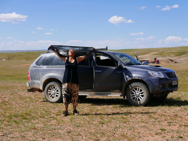Elżbieta Nowakowska-Khl in der Mongolei Foto Similitudo